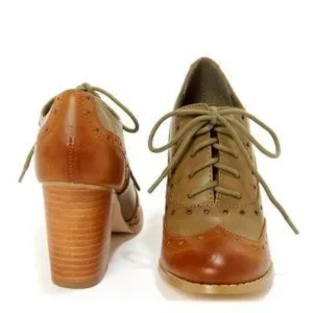 RESTRICTED Traffic stacked heel shoe olive and cognac colored